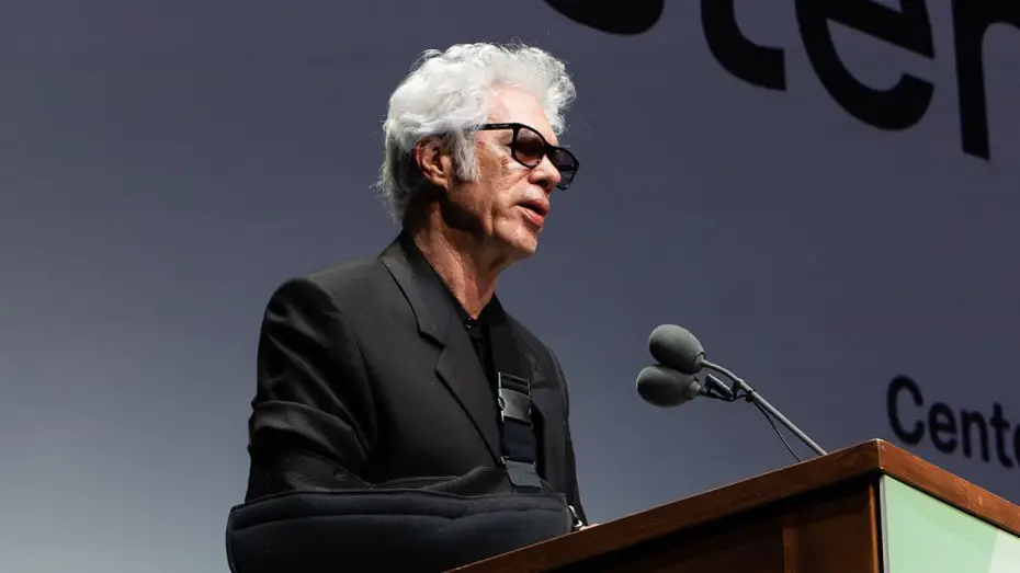 Відео до фільму Father Mother Sister Brother | Jim Jarmusch Introduces Father Mother Sister Brother