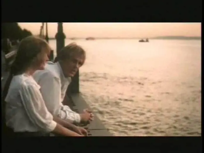 Відео до фільму Володар припливів | "The Prince of Tides" - LONGER SCENE! - Tom & Savannah (at the seaport)