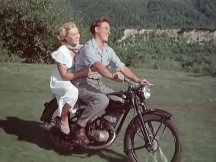 Відео до фільму Доброе утро | К-125 (х/ф "Доброе Утро, 1955)