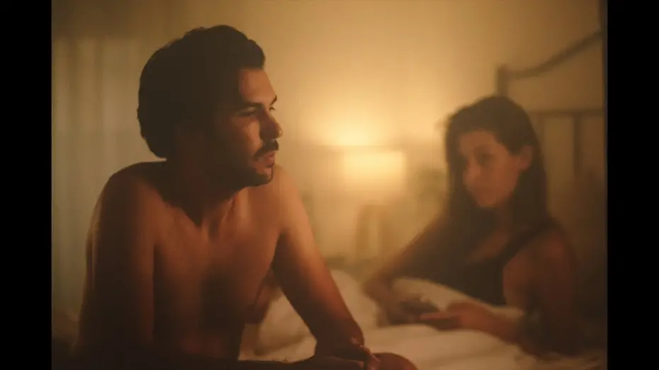 Відео до фільму Muy &iacute;ntimo | MUY &Iacute;NTIMO