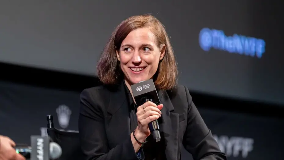 Відео до фільму Romer&iacute;a | Carla Sim&oacute;n on Romer&iacute;a