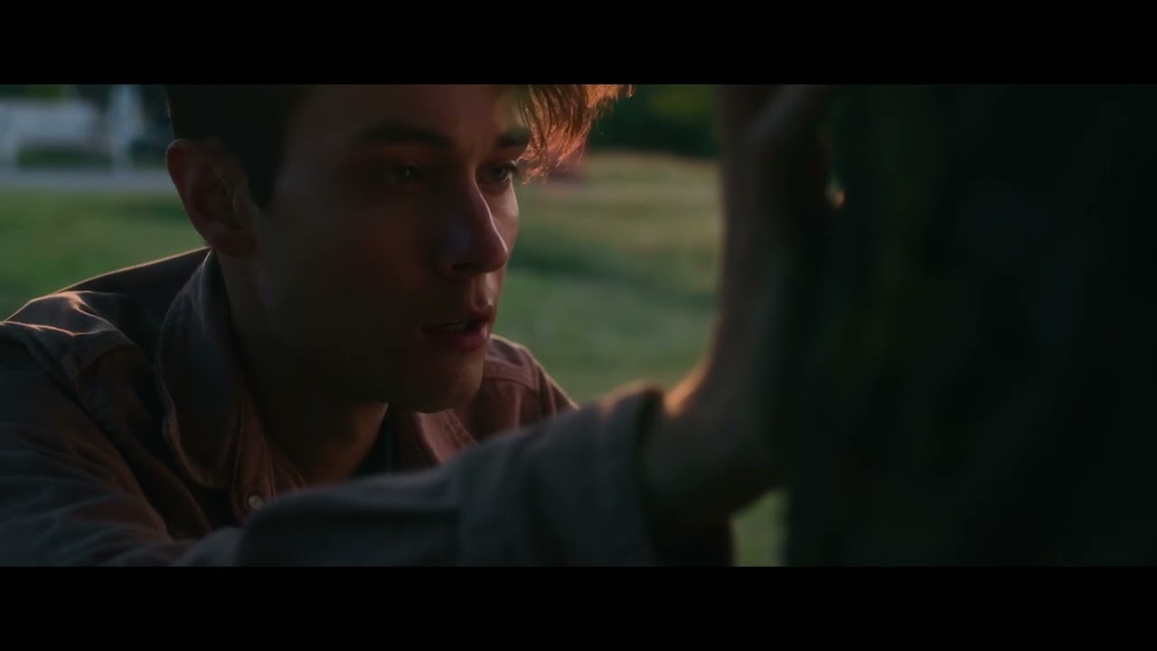 Переглянути трейлер фільму