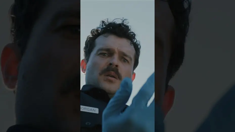 Відео до фільму Зброя | Something&rsquo;s wrong.