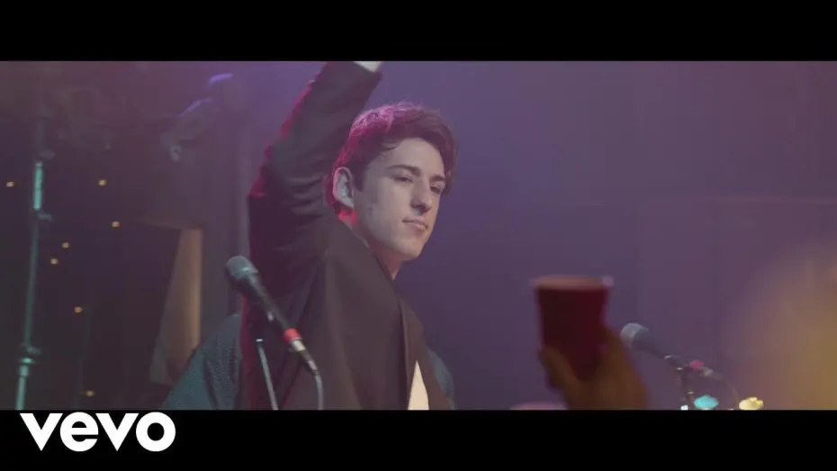 Відео до фільму Неспинне кохання | Taylor Henderson - Light Up the Dark (From the Motion Picture "Spin Out")