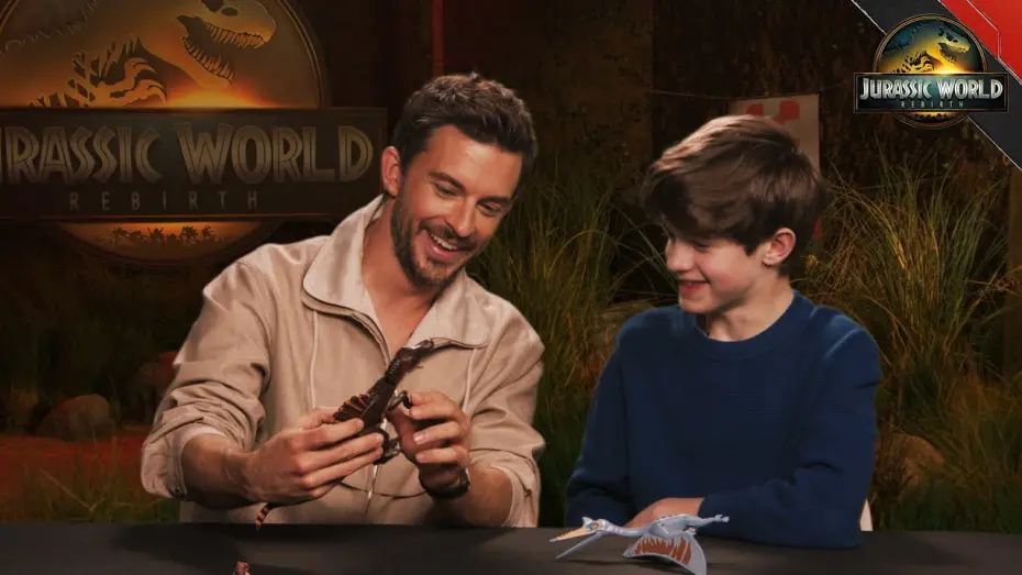 Відео до фільму Jurassic World Rebirth | Jonathan Bailey Builds LEGO Without Instructions