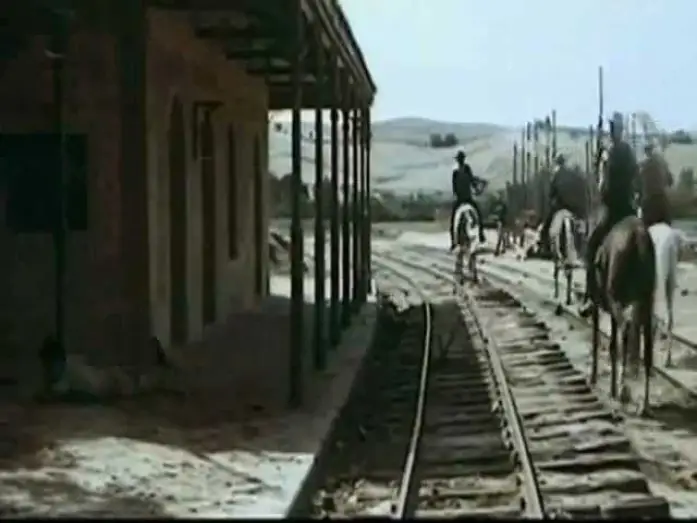 Відео до фільму Twenty Thousand Dollars for Every Corpse | 20.000 dolares por un cadaver.