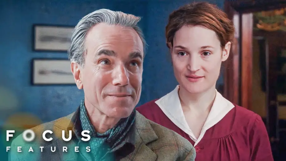 Відео до фільму Примарна нитка | Reynolds Woodcock Meets Alma