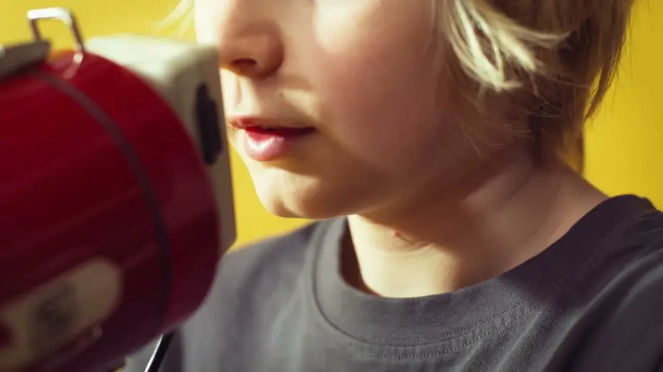 Відео до фільму Clean Sheets | Droge lakens | Ket & Doc 2025 | Trailer | JEF