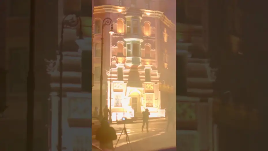 Відео до фільму Людина, що біжить | Watch the Official Trailer online now