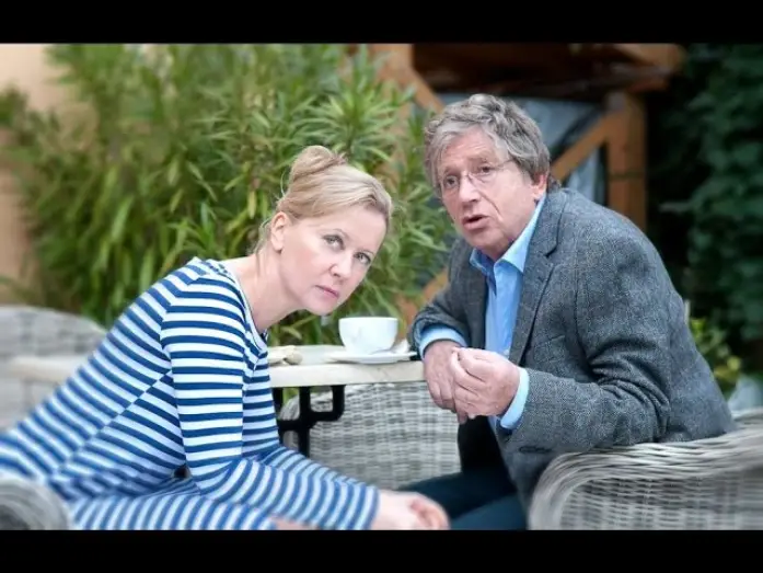 Відео до фільму Think of Me | Gondolj rám előzetes