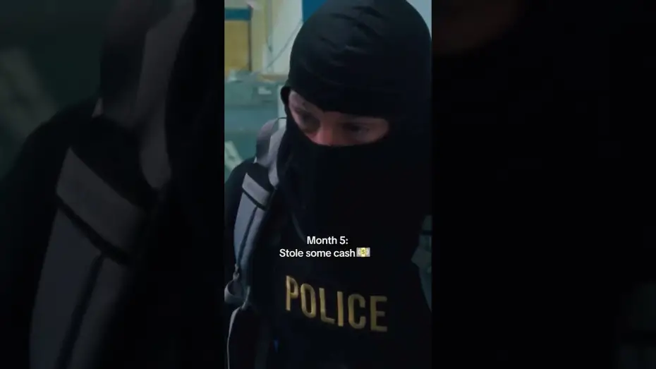 Відео до фільму Roofman | Busy Calendar