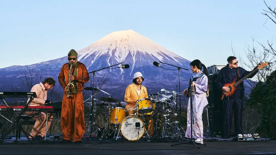 Відео до фільму Yussef Dayes In Japan | Yussef Dayes In Japan (Film) 富士山