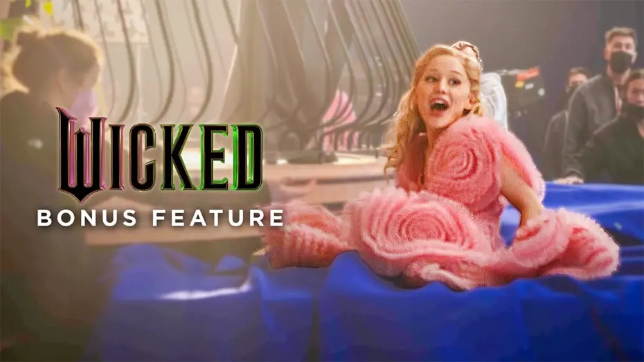 Відео до фільму Wicked | Ariana Grande Fell During THIS Wicked Stunt