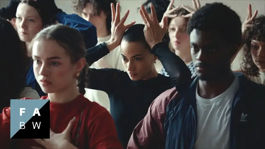 Відео до фільму Corps en Chute | Corps En Chute | Trailer (2024)