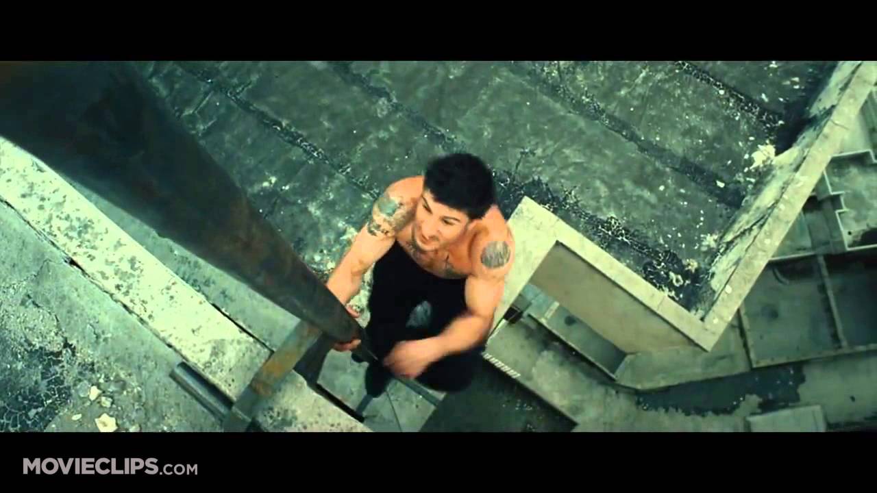 Відео до фільму 13-й район | District B13 - Parkour Chase