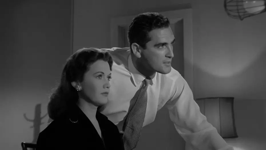 Відео до фільму The Hypnotic Eye | The Hypnotic Eye (1960) - Dressing Room Hypnosis Scene