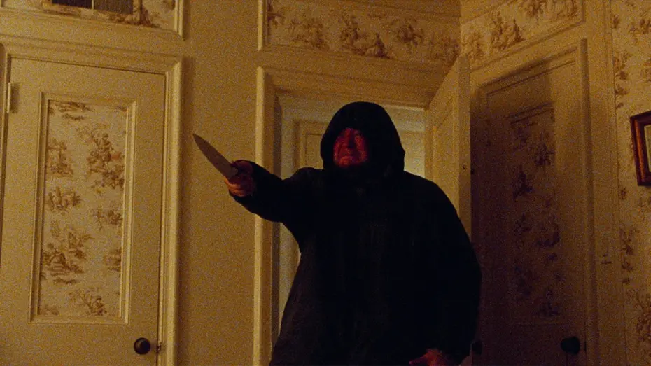 Відео до фільму Сценарій мрії | Stalker Breaks In Their House