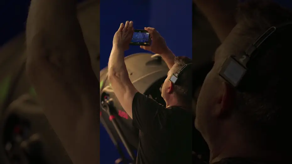 Відео до фільму Гренландія 2: Міграція | Hold on tight for a behind the scenes look at Greenland 2: Migration