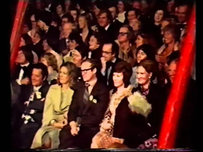 Відео до фільму Circasia | Eric Clapton - Circasia