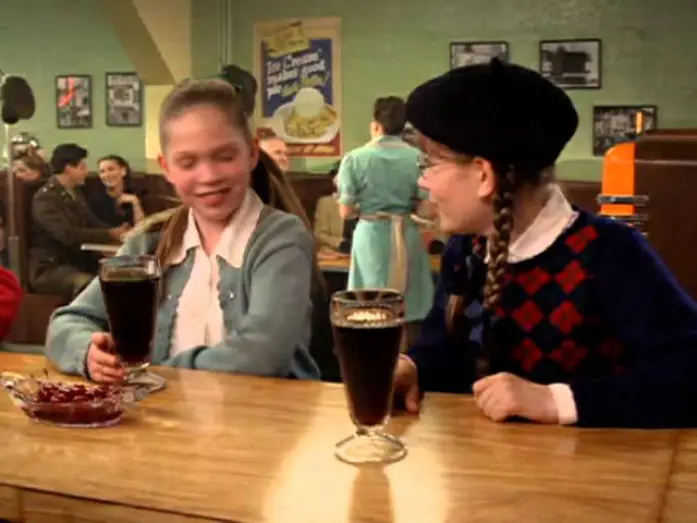 Відео до фільму Molly: An American Girl on the Home Front | Molly: An American Girl on the Home Front - Clip