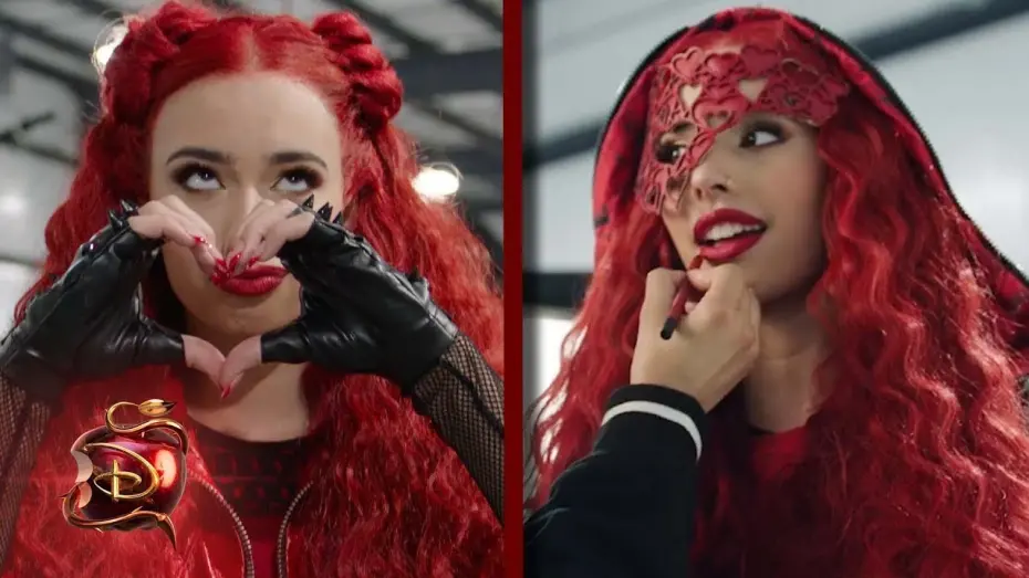 Відео до фільму Descendants: The Rise of Red | Behind the Costumes