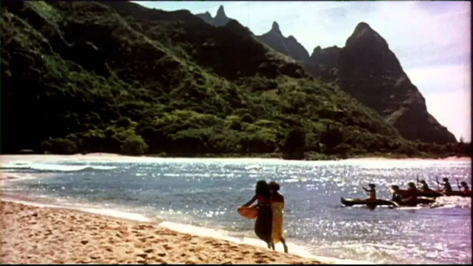 Відео до фільму She Gods of Shark Reef | She-Gods of Shark Reef - Movie Trailer
