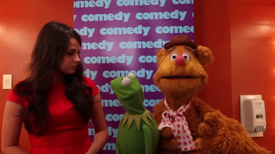 Відео до фільму The Muppets All-Star Comedy Gala | Kermit the Frog and Fozzie Bear: First Just For Laughs