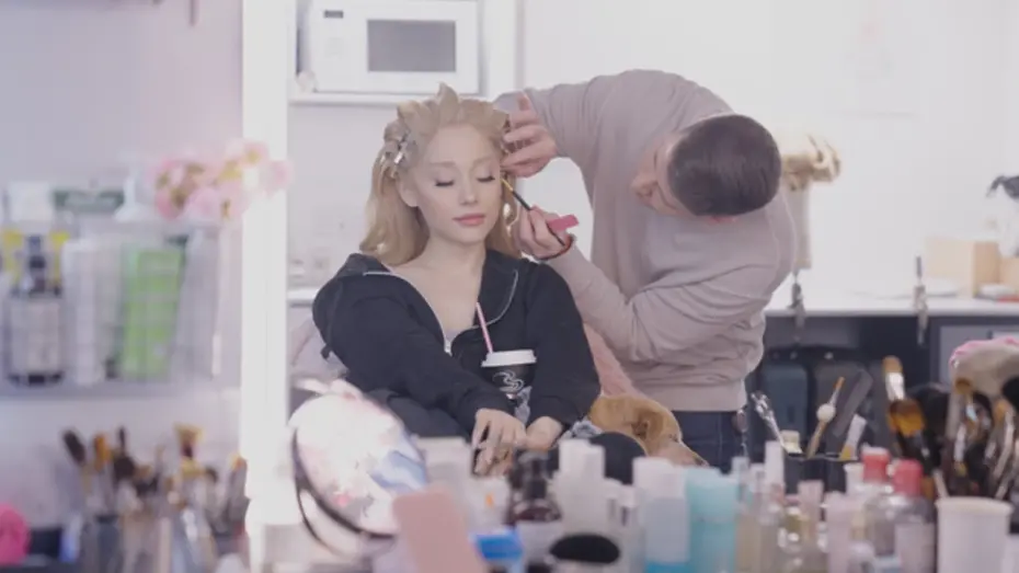 Відео до фільму Wicked | Get Ready With Ariana Grande