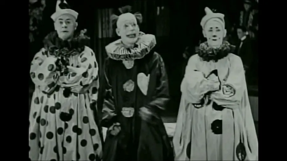 Відео до фільму Той, хто отримує ляпаси | He Who Gets Slapped (1924) trailer (music Stefan Kaye)