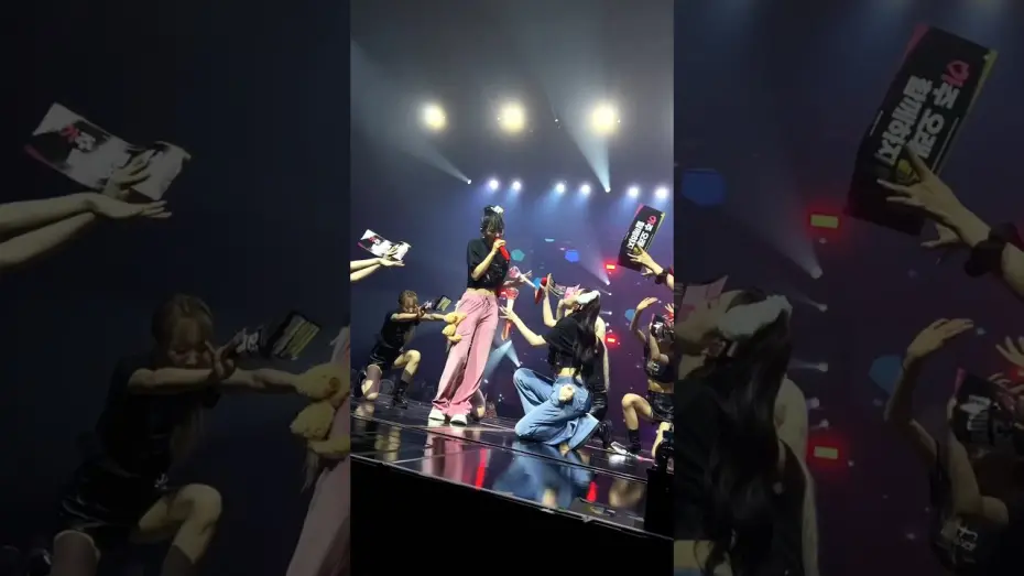 Відео до фільму 2025 IRENE & SEULGI Concert Tour [ BALANCE ] in SEOUL | 어떤 시선에도 완벽한 BALANCE #RedVelvet_IRENE_SEULGI #레드벨벳_아이린_슬기 #IRENE #아이린 #SEULGI #슬기 #RedVelvet #레드벨벳