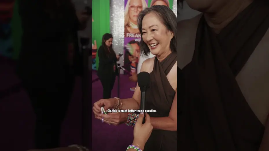 Відео до фільму Freakier Friday | We surprised the cast of Freakier Friday with friendship bracelets...