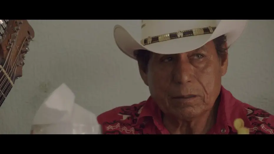 Відео до фільму With Strings and Accordion | Con cuerdas y acordeón | Trailer