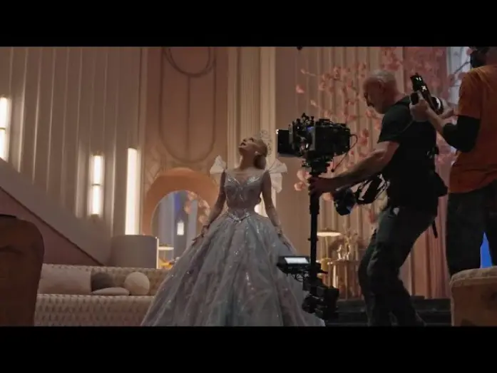 Відео до фільму Wicked: For Good | Glinda