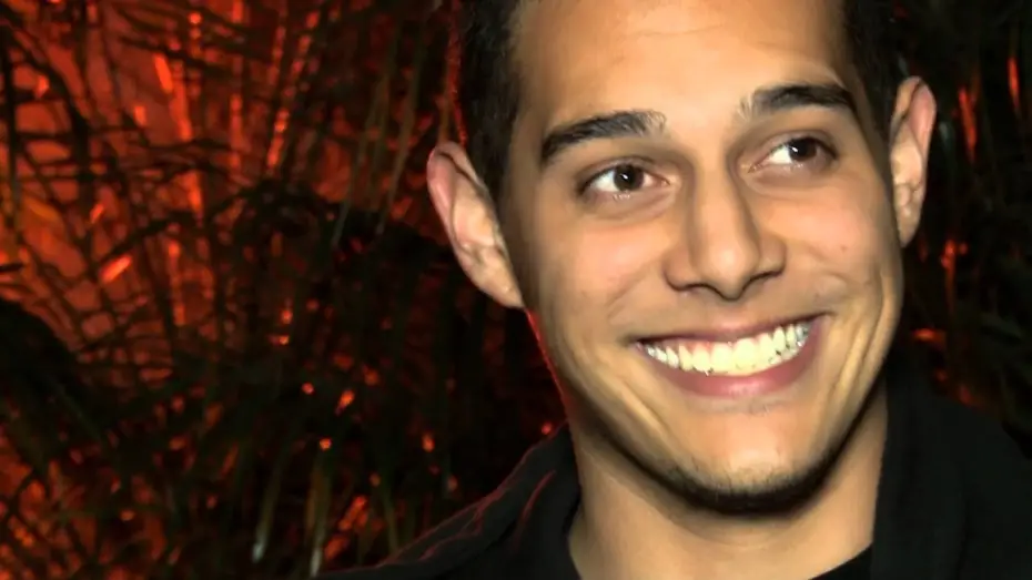 Відео до фільму Addicted to Sexting | Addicted To Sexting - Trailer