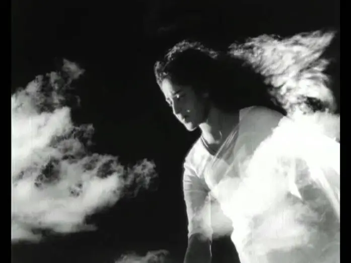 Відео до фільму Karpagam | Karpagam Tamil Movie Songs | Mannavaney Video Song | AP International