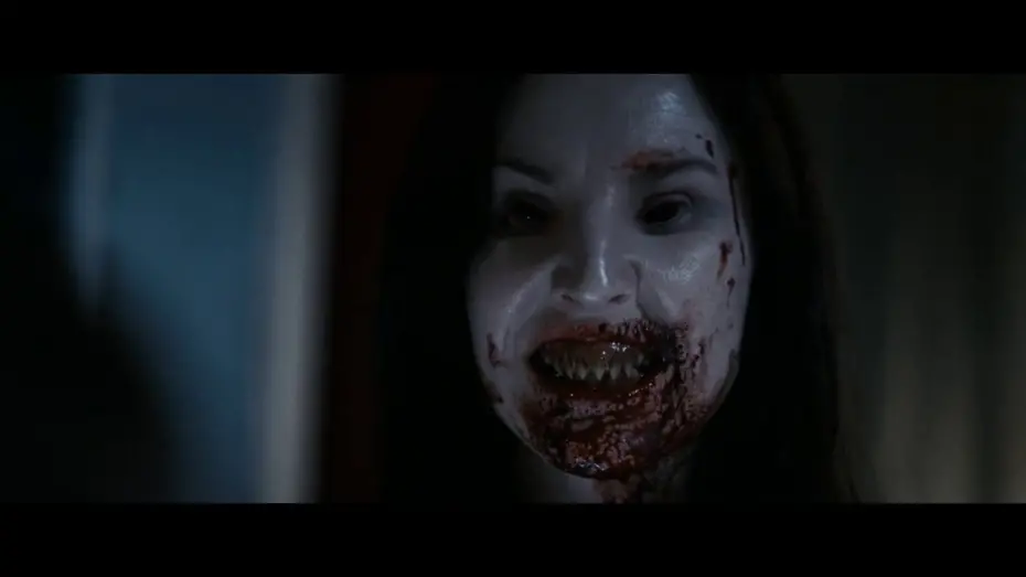 Відео до фільму 30 днів ночі | 30 Days Of Night - UV Light | Iris Death (HD)