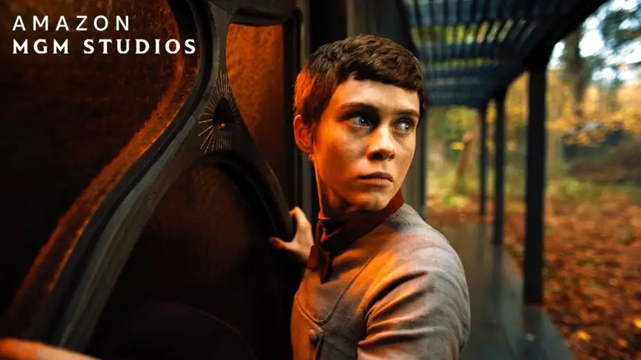 Відео до фільму Ґретель і Гензель | House In The Woods