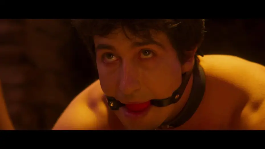 Відео до фільму Red Latex | L&aacute;tex Rojo (International Trailer)