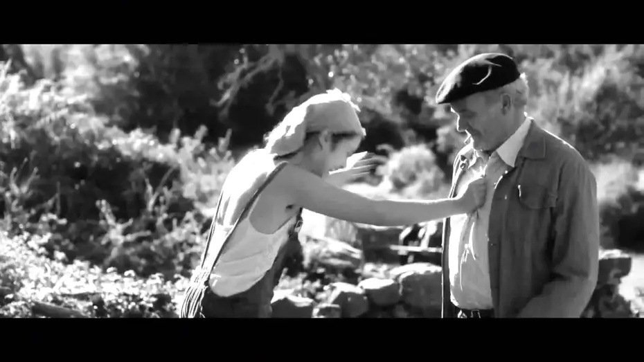 Відео до фільму The Artist and the Model | The Artist and the Model Movie Trailer HD 2013 Jean Rochefort