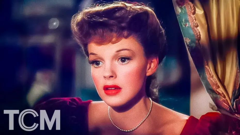 Відео до фільму Зустрінь мене в Сент-Луїсі | Judy Garland Performs "Have Yourself a Merry Little Christmas" in MEET ME IN ST. LOUIS | TCM