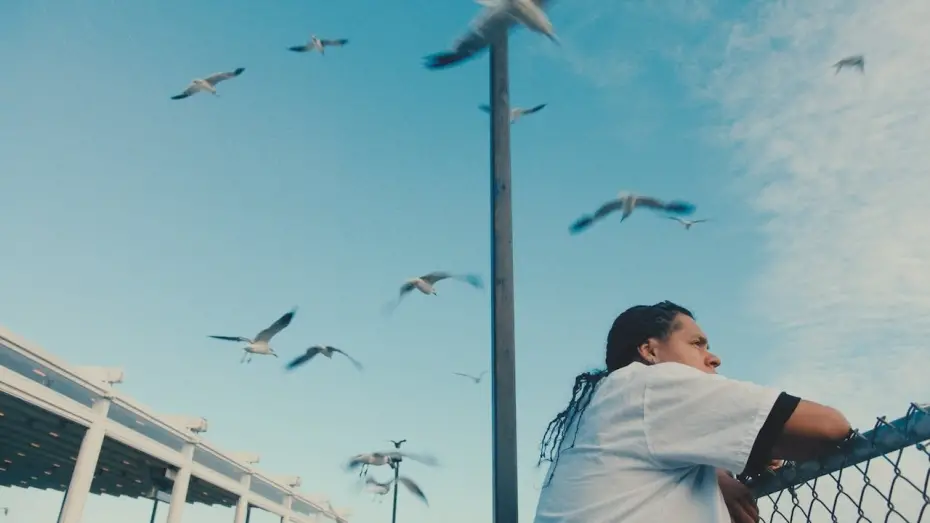 Відео до фільму Mad Bills to Pay (or Destiny, dile que no soy malo) | Clip