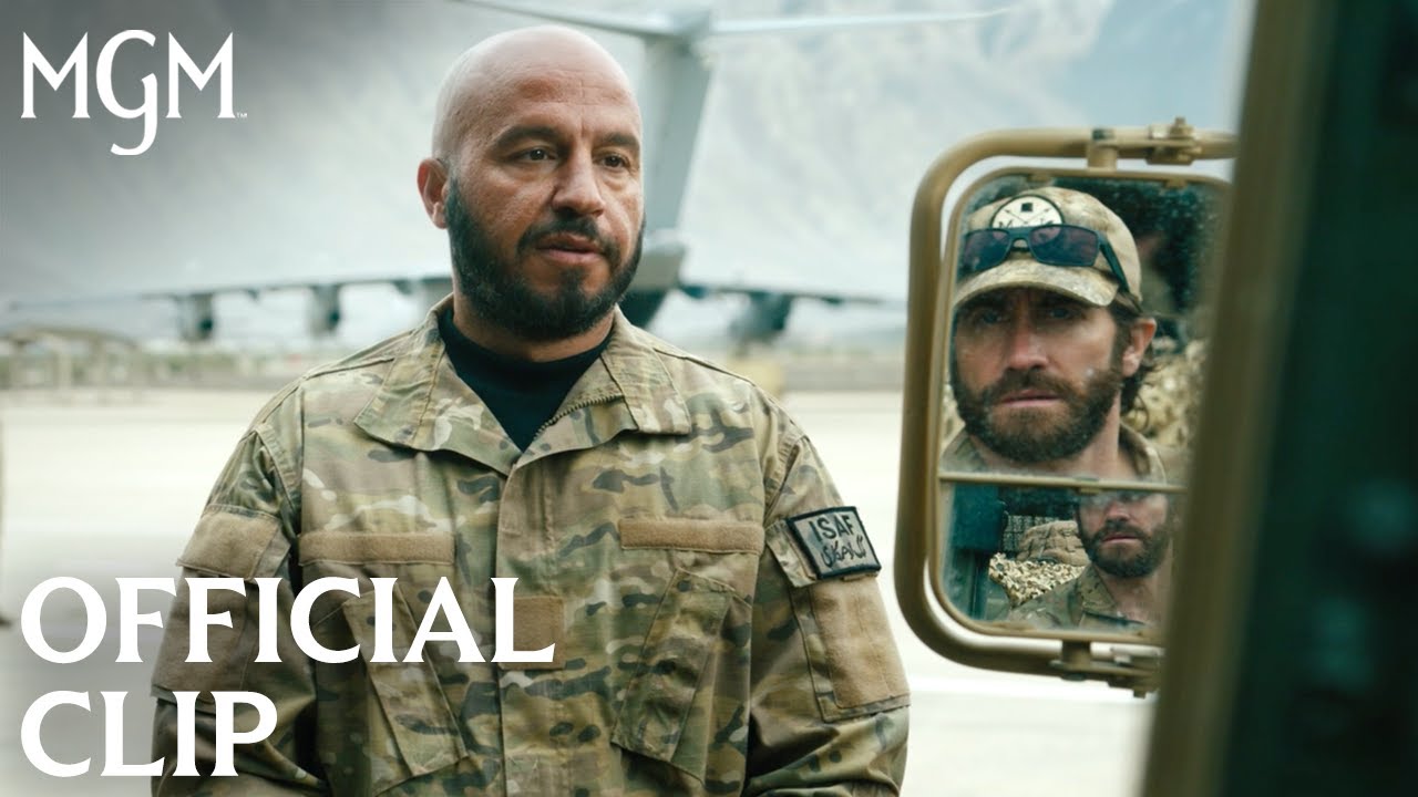 Відео до фільму Перекладач | Official Clip - John Meets Ahmed