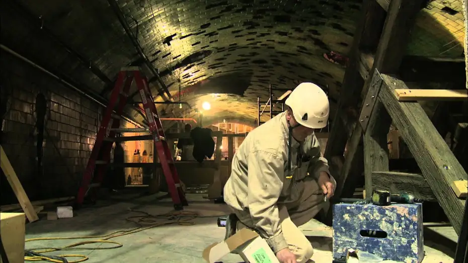 Відео до фільму Багряний пік | Durable Sets