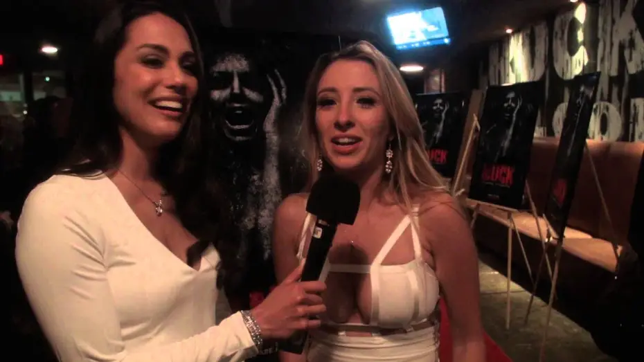 Відео до фільму Muck | Raquel Pomplun Interviews: Lauren Francesca