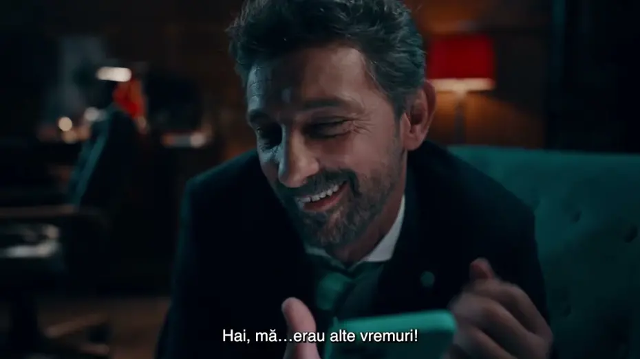 Відео до фільму The Perfect Candidate | NEGOCIERI APRINSE [Scenă ștearsă din Candidatul Perfect]