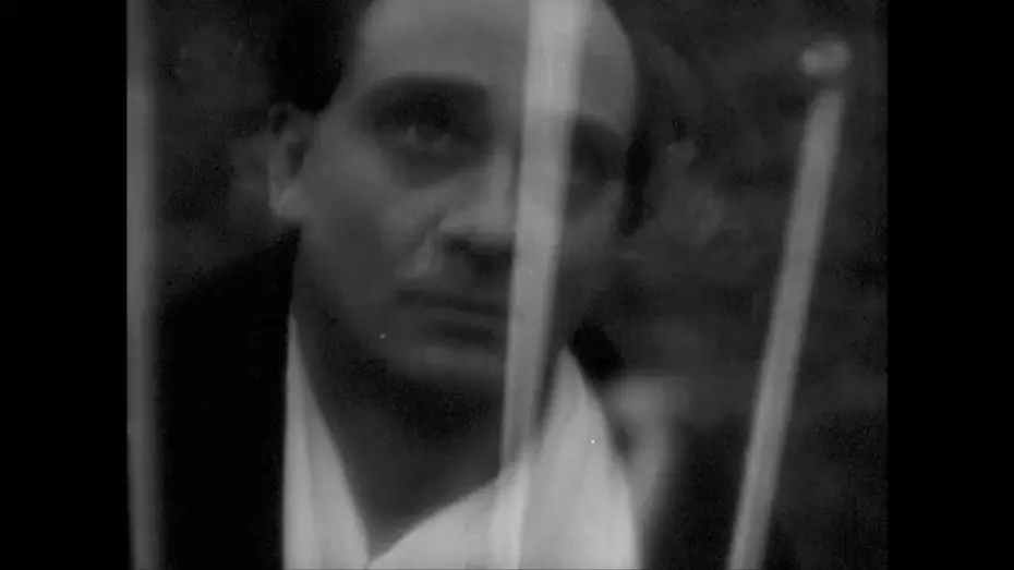 Відео до фільму The Fall of the House of Usher | The Fall of the House of Usher (1928 Epstein). Not So Silent Cinema