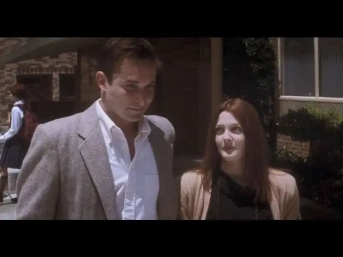 Відео до фільму Донні Дарко | Head Over Heels