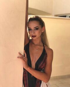 Оксана Елизарова