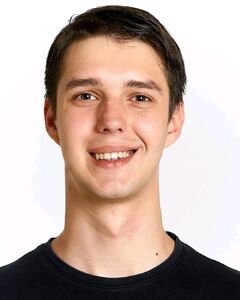 Макс Авксентьев