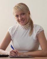 Олена Любимова